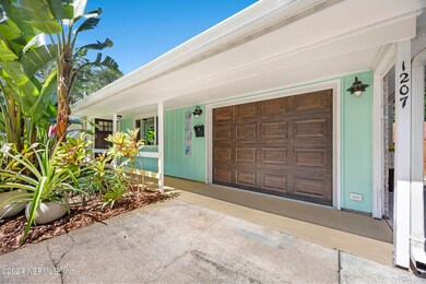 1 Car Garage