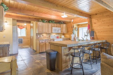 102 Lee St (8 of 18)