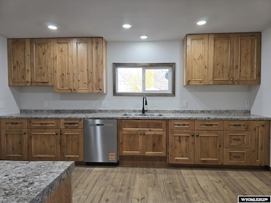 221 Beryl St, Kemmerer, WY 83101 - photo 3