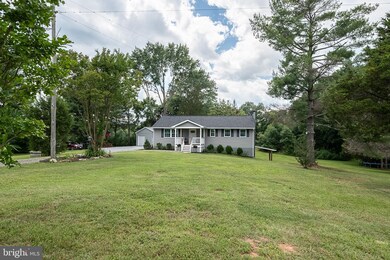 12320 Old Mill Rd, Midland, VA 22728 - photo 7