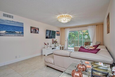 2301 Lucaya Ln unit M3, Coconut Creek, FL 33066 - photo 4