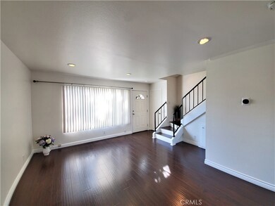 Nice laminate wood flooring.
