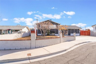 308 Fox Cir, Las Vegas, NV 89107 - photo 2