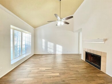 12 N White Pebble Ct, Spring, TX 77380 - photo 4