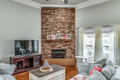 208 Provonce Park-32