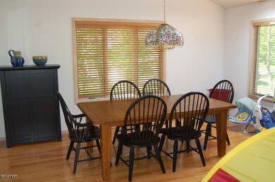 341 Surrey Dr, Hawley, PA 18428 - photo 5