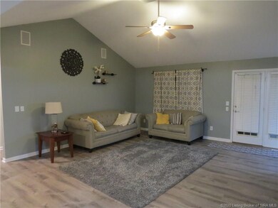 4000 Weber Ln, Floyds Knobs, IN 47119 - photo 5