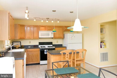 3206 Morefield Ct, Manchester, MD 21102 - photo 7