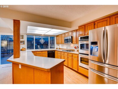 8725 SW Pacer Ct, Beaverton, OR 97008 - photo 7