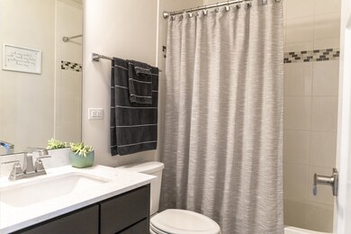 49 Nicholas Dr W unit 15A, Des Plaines, IL 60016 - photo 4