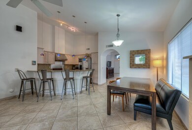 Dining ~ Breakfast Bar