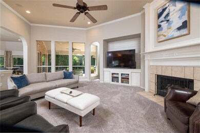 308 Frazier Dr, Hurst, TX 76053 - photo 6