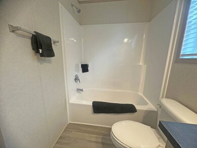 14876 Washington Rd unit 129, West Burlington, IA 52655 - photo 7