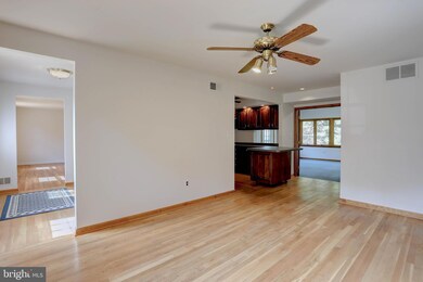 16114 Jerald Rd, Laurel, MD 20707 - photo 4