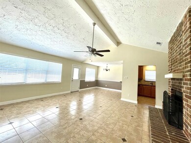 7226 Bubbling Brooks Ln, Houston, TX 77095 - photo 3