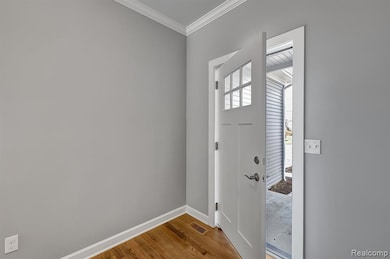 10042 Saint Lucia Ct, Grand Blanc, MI 48439 - photo 2