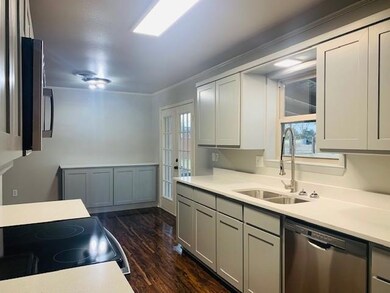 215 Mcdaniel St, Callisburg, TX 76240 - photo 7