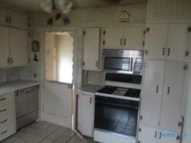 105 Orville Dr, Toledo, OH 43612 - photo 6