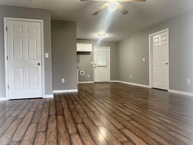 405 Lois Ln, Paragould, AR 72450 - photo 4