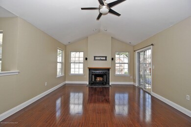 227 Vasser Dr unit 227, Piscataway, NJ 08854 - photo 4