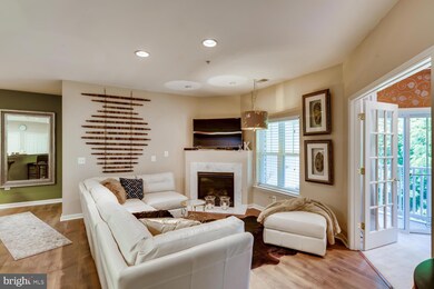 302 Wyndham Cir unit G, Owings Mills, MD 21117 - photo 5