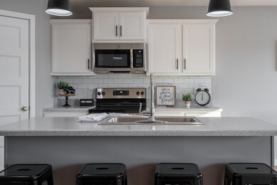 1084 E Lakota St, Nixa, MO 65714 - photo 3