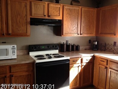 10959 Darlington Oak Ct, Jacksonville, FL 32218 - photo 3