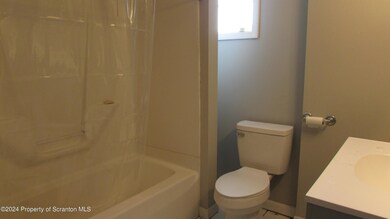 502 George St unit 502-2, Throop, PA 18512 - photo 4