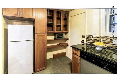 66 Marshal St unit 1B, Brookline, MA 02446 - photo 2