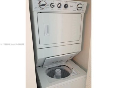 Vizcayne unit 250, Miami, FL 33132 - photo 3