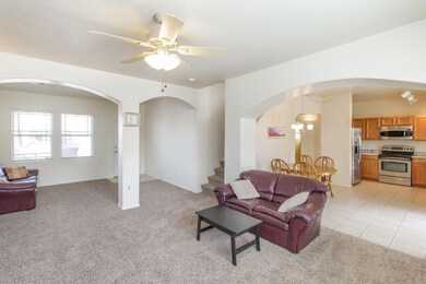 4) FAMILY ROOM