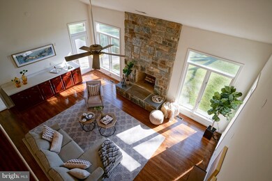 8609 Honeybee Ln, Bethesda, MD 20817 - photo 7