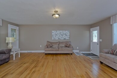 1 Joanne Dr, Holyoke, MA 01040 - photo 6
