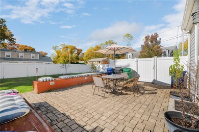 339 George Arden Ave, Warwick, RI 02886 - photo 4