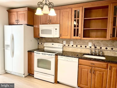 Watergate At Landmark unit 823, Alexandria, VA 22304 - photo 7