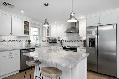 The quintessential kitchen update!