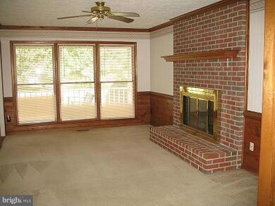 1017 Potomac Dr, Stafford, VA 22554 - photo 7