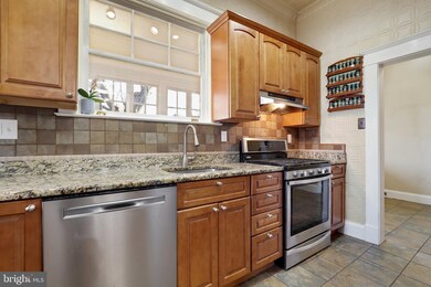 3102 Beverly Rd, Baltimore, MD 21214 - photo 6