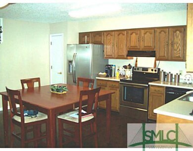 Kitchen. Very large Country Kitchen w/ Pantry and 