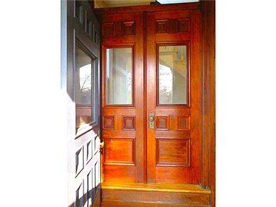 182 Cypress St unit 2, Providence, RI 02906 - photo 2