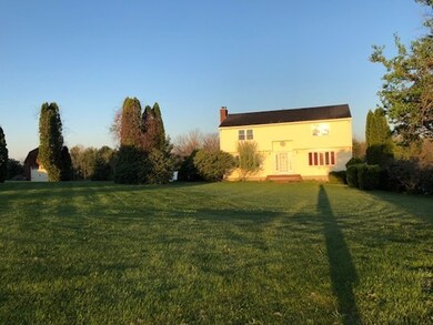 33 Piasta Rd, Dudley, MA 01571 - photo 3