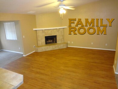 MLS-FamilyRoom