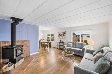 106 Oceanview Ave unit 106, Half Moon Bay, CA 94019 - photo 2