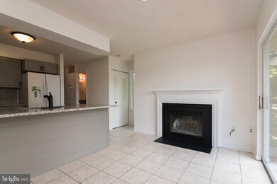 18142 Windsor Hill Dr, Olney, MD 20832 - photo 4