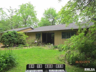 2009 Eagle Ln, Jacksonville, IL 62650 - photo 5