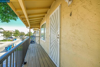 2208 L St unit 4, Antioch, CA 94509 - photo 3