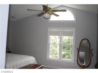 Master Bedroom - Extraordinary vaulted master suit