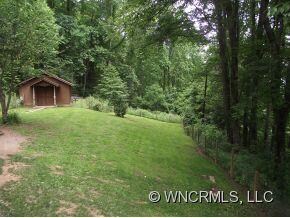 Large fenced-in back yard!