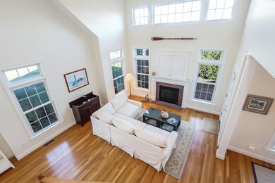 003-photo-living-room-6684037