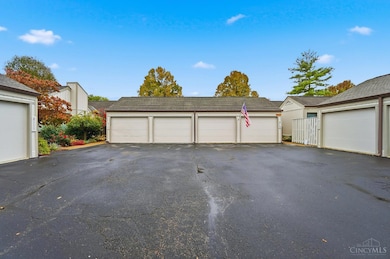 8113 Timbertree Way unit 2, West Chester, OH 45069 - photo 7